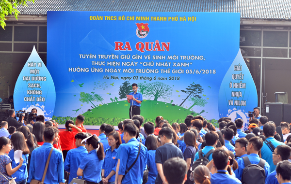 Hà[-]Nội[-]ra[-]quân[-]bảo[-]vệ[-]môi[-]trường[-]và[-]ứng[-]phó[-]với[-]biến[-]đổi[-]khí[-]hậu